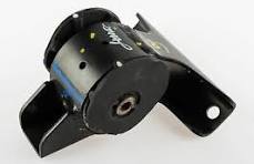 SUPPORT DE MOTEUR (PATTE DE MOTEUR)